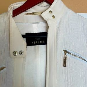 Gorgeous made in Italy Versace jacket with gold hinges and belt